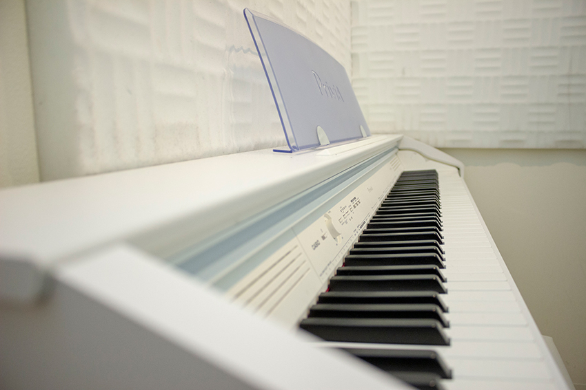 電子ピアノがある練習スタジオ